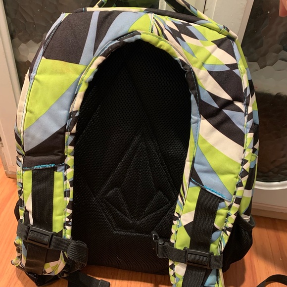 Volcom backpack - Picture 3 of 4